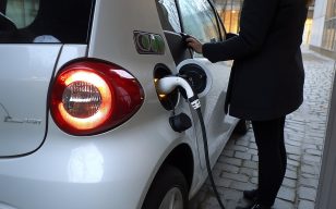 Japan Hopes Electric Cars Were Just a Bad Dream